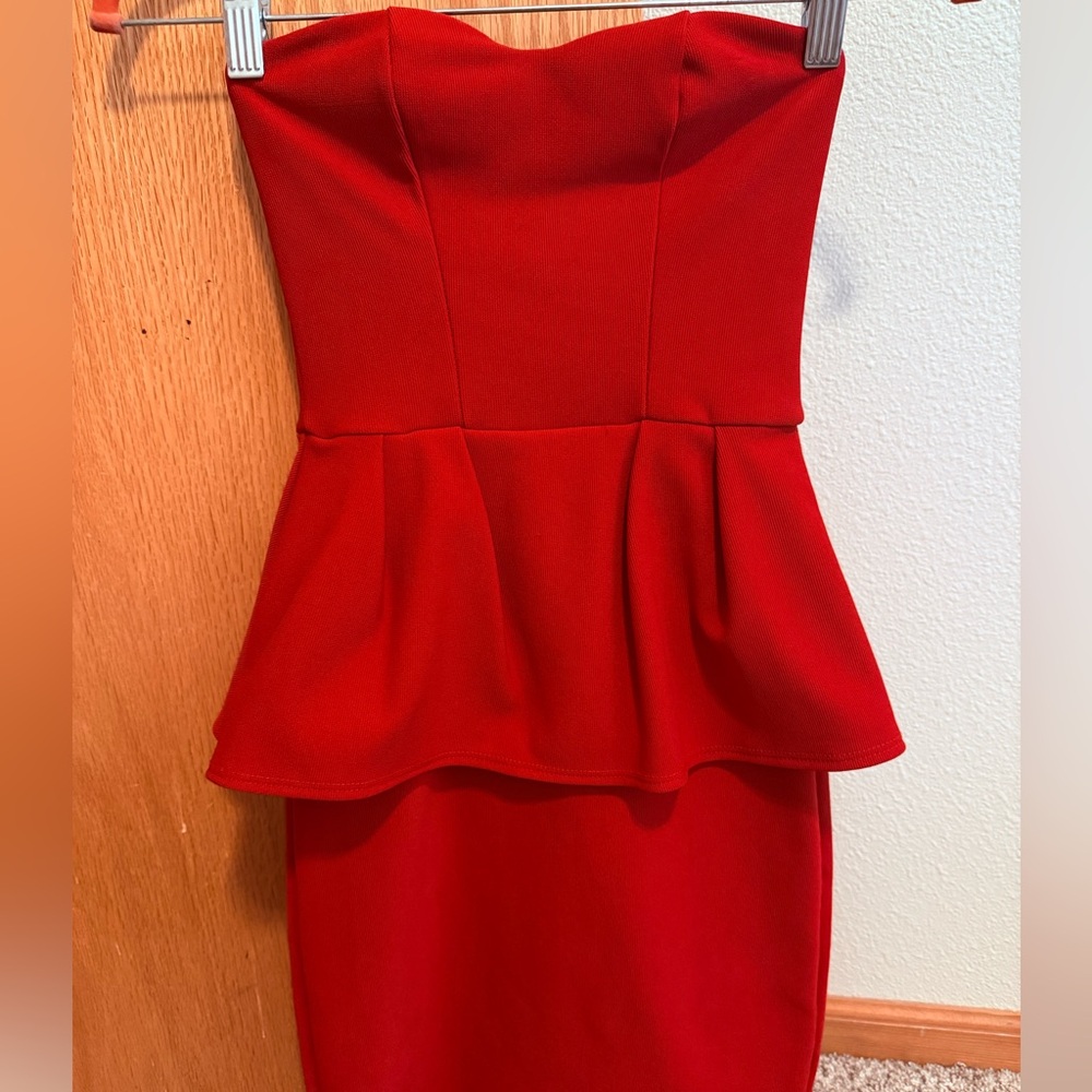 XS Strapless Mini Red Dress
